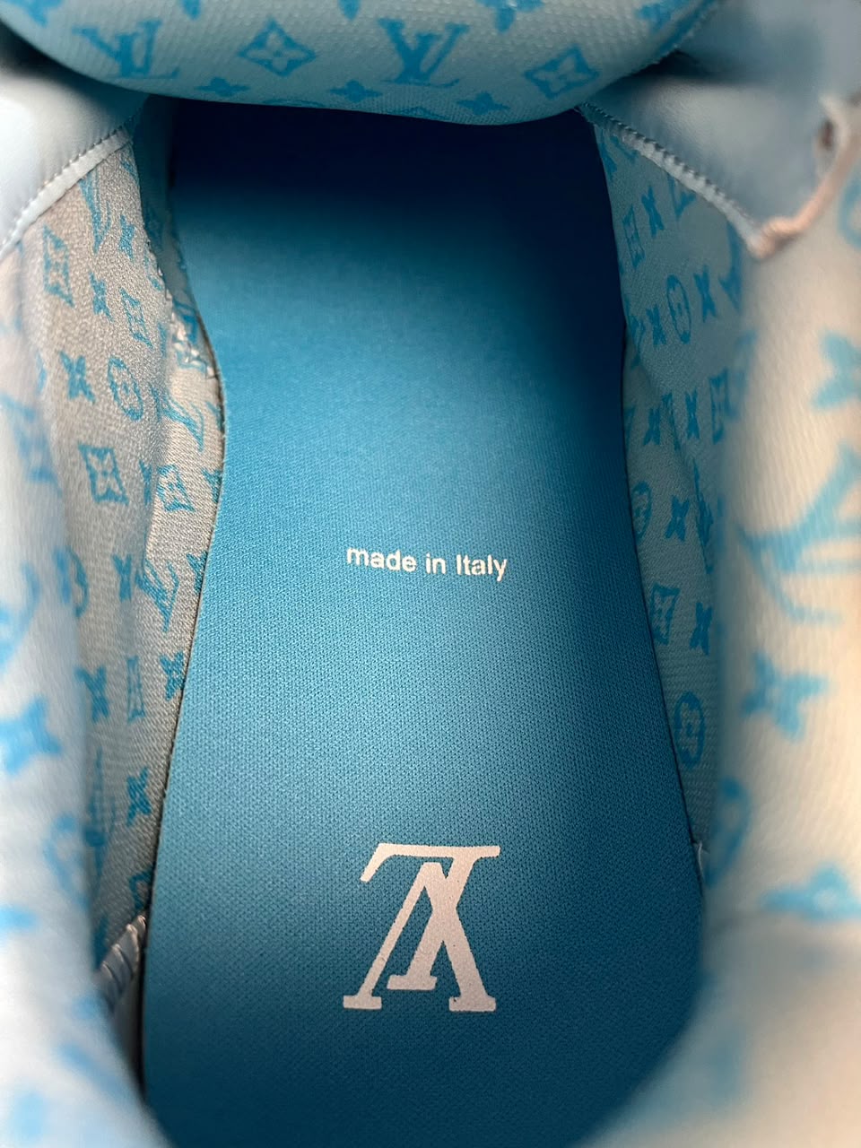 Louis Vuitton Skate "Blue Swarovski Monogram"