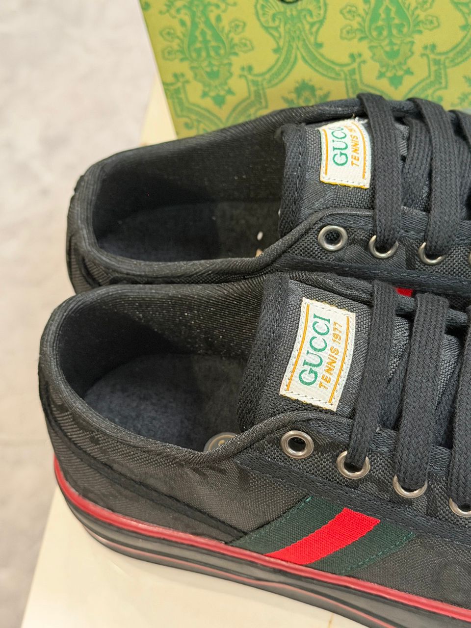 Tênis Gucci Off The Grid Tennis 1977 Preto .