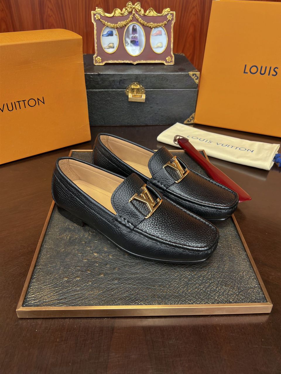 Mocassim Louis Vuitton