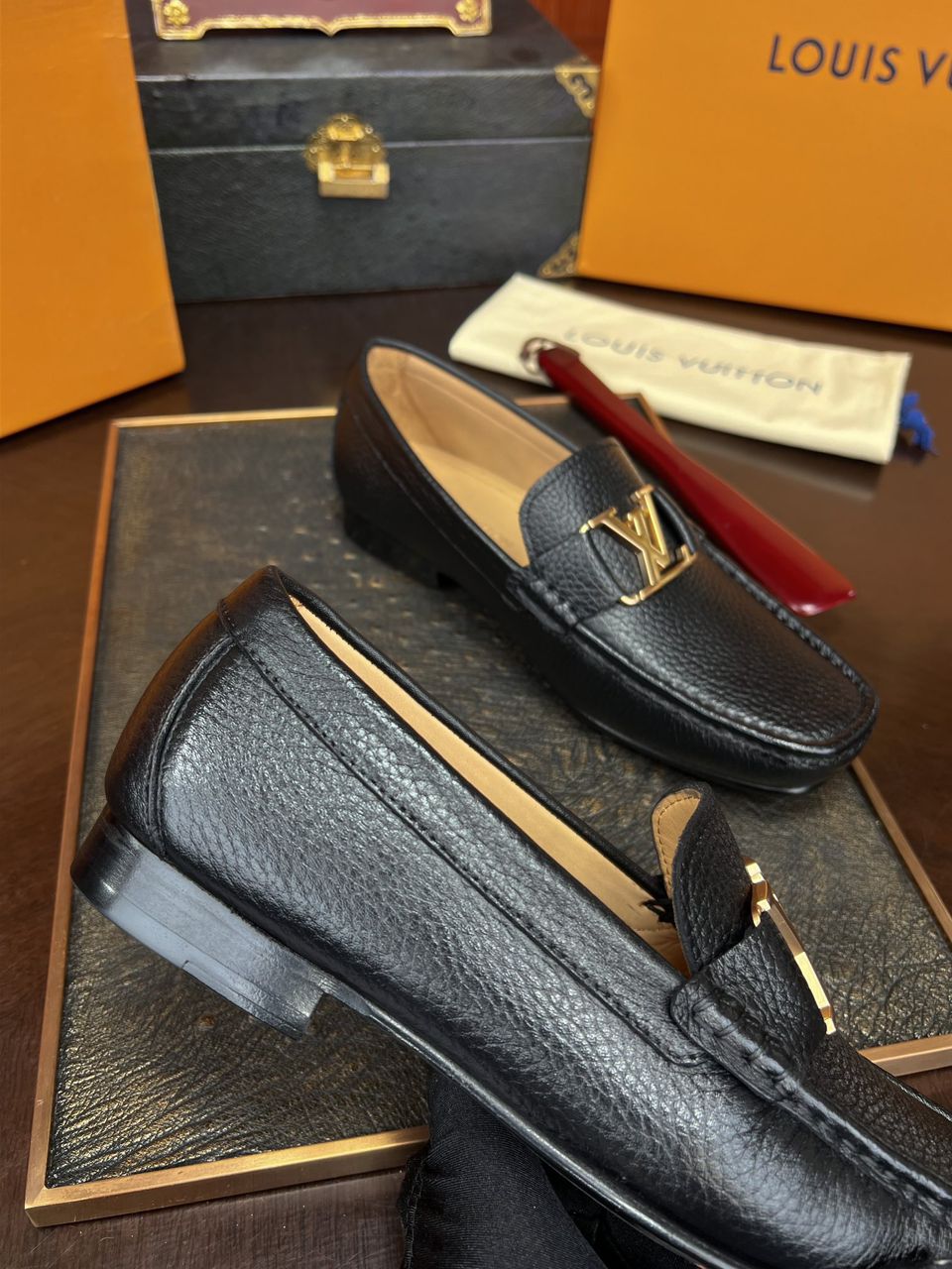 Mocassim Louis Vuitton