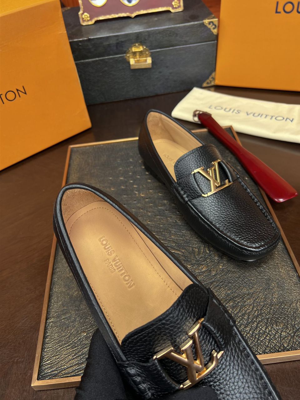 Mocassim Louis Vuitton