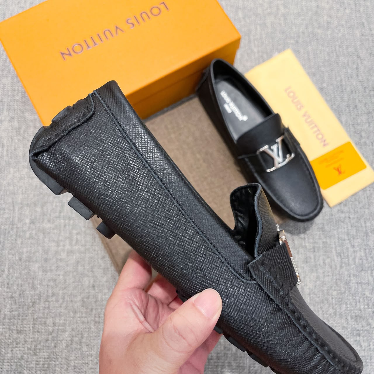 Mocassim Louis Vuitton