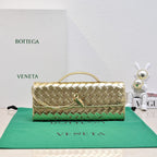 Bolsa Clutch Andiamo Champagne gold Bottega Veneta .