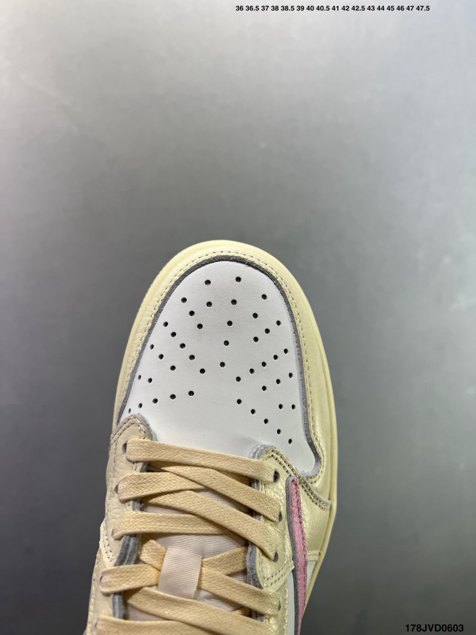 Air Jordan 1 Low Travis Scott muslin and shy pink