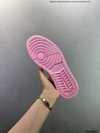 Air Jordan 1 Low Travis Scott muslin and shy pink