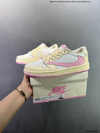 Air Jordan 1 Low Travis Scott muslin and shy pink