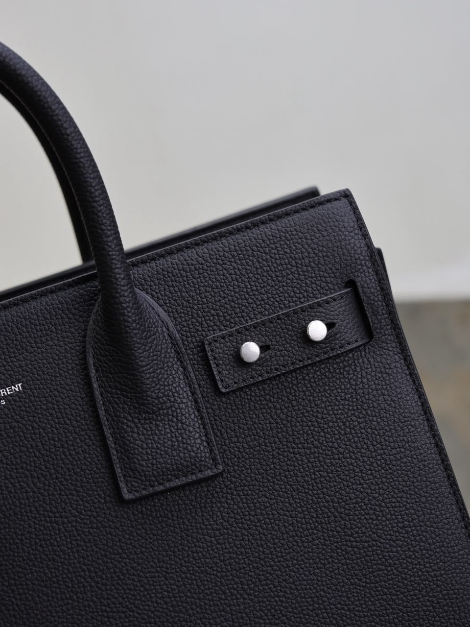 Bolsa Sac De Jour Yves Saint Laurent