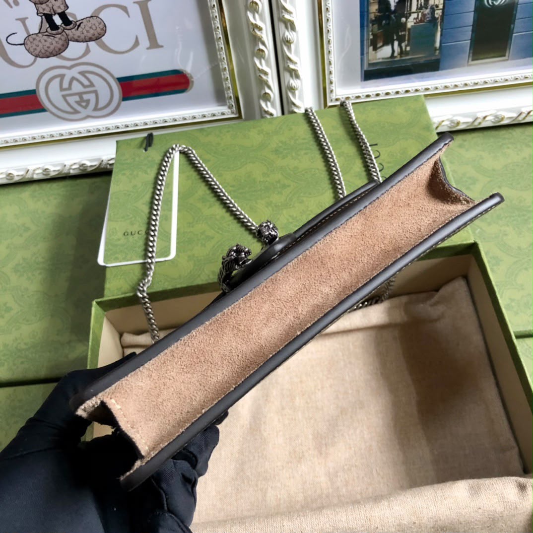 Gucci Dionysus Wallet on Chain