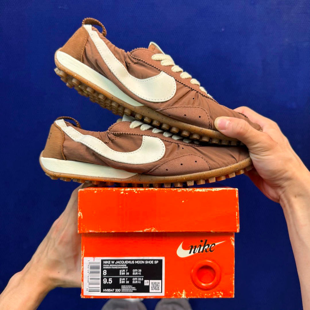 Nike Jacquemus branco e marrom