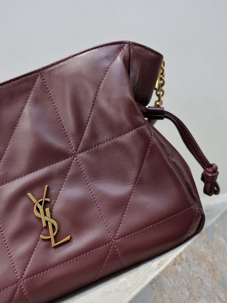 Saint Laurent Jamie wine