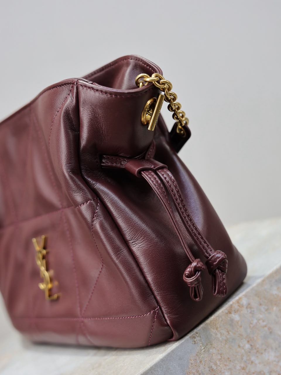 Saint Laurent Jamie wine