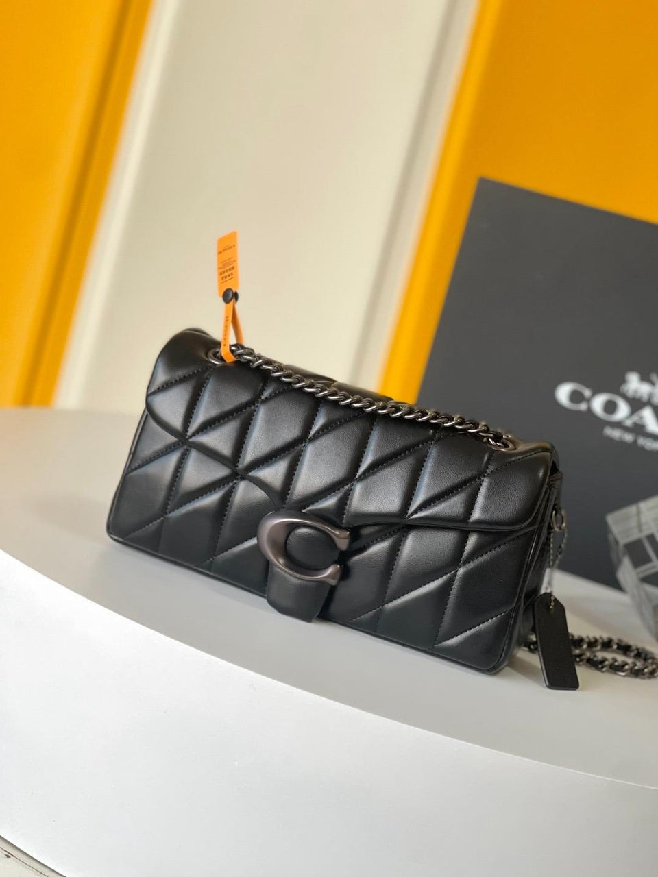 Coach Tabby 20 Shoulder Black Ferragens.
