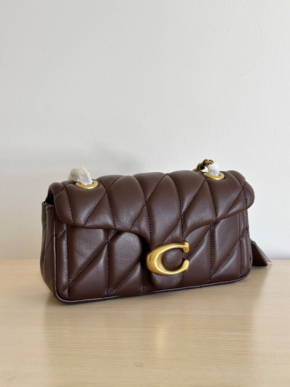 Coach Tabby 26 Matelassê  Brown Ferragens Douradas.