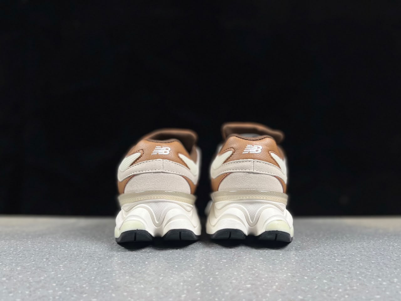 New Balance 9060 Breakfast Tea