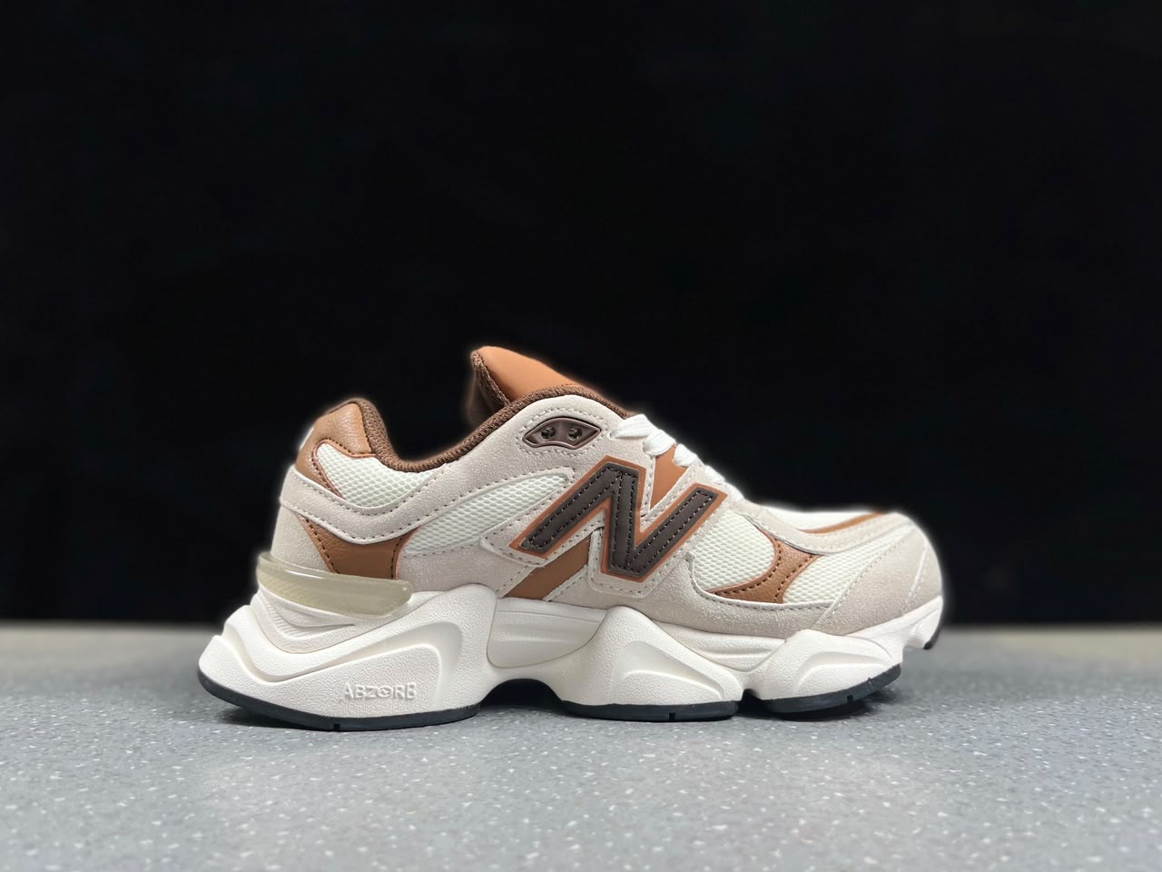 New Balance 9060 Breakfast Tea