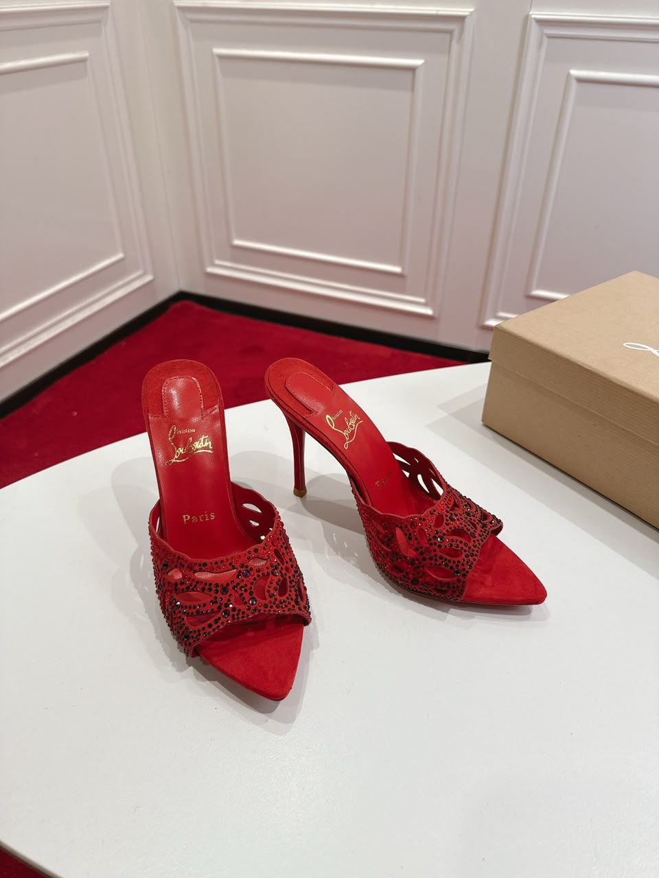 Christian Louboutin Lasera Strass 100 red .