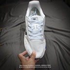Nike Vomero Premium white blue red..