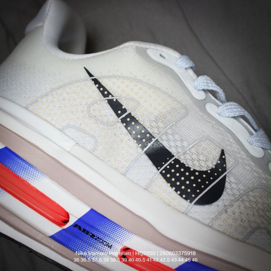 Nike Vomero Premium white blue red..