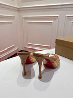 Christian Louboutin Miss Z Degrastrass Perla nude .