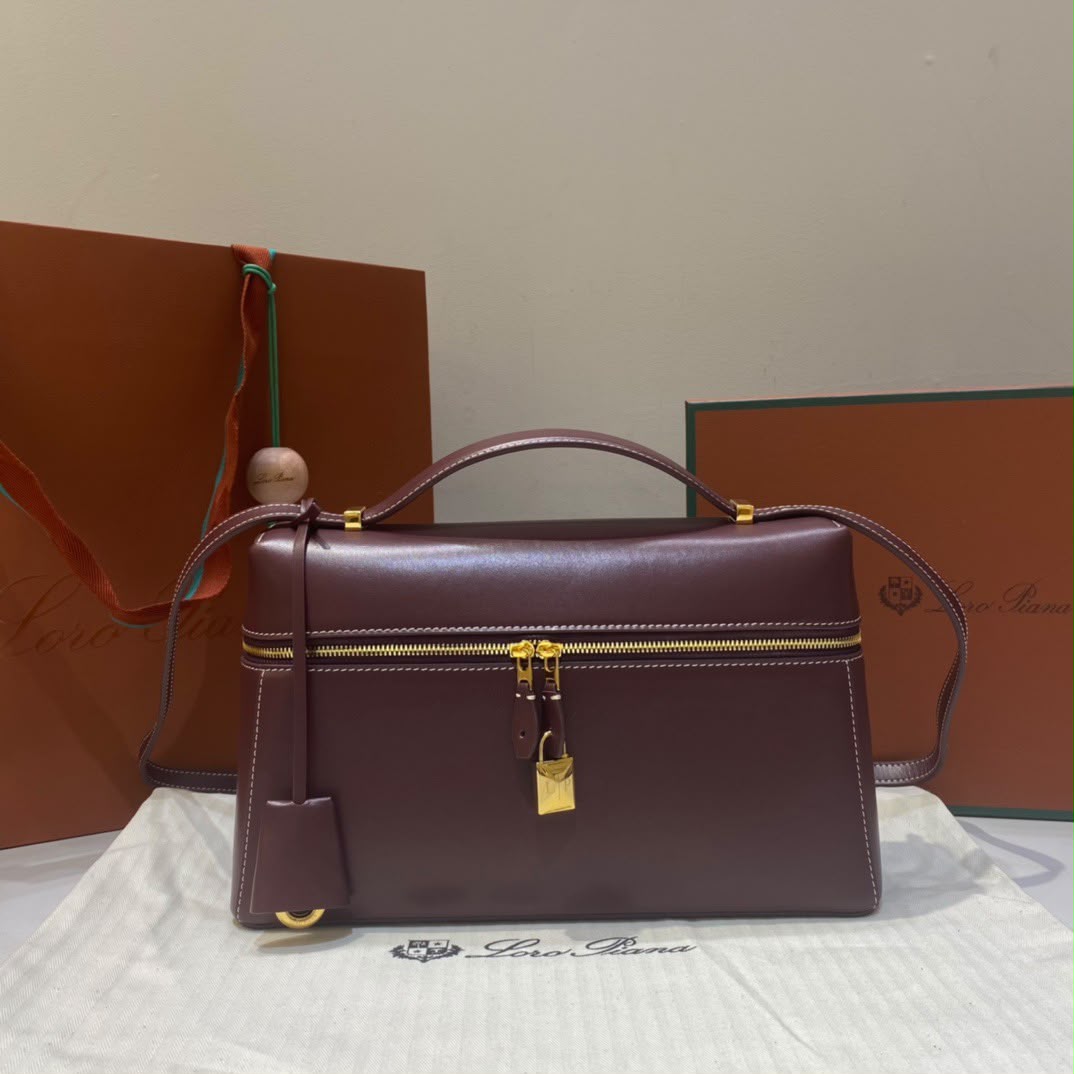 Extra Bag L27 da Loro Piana .