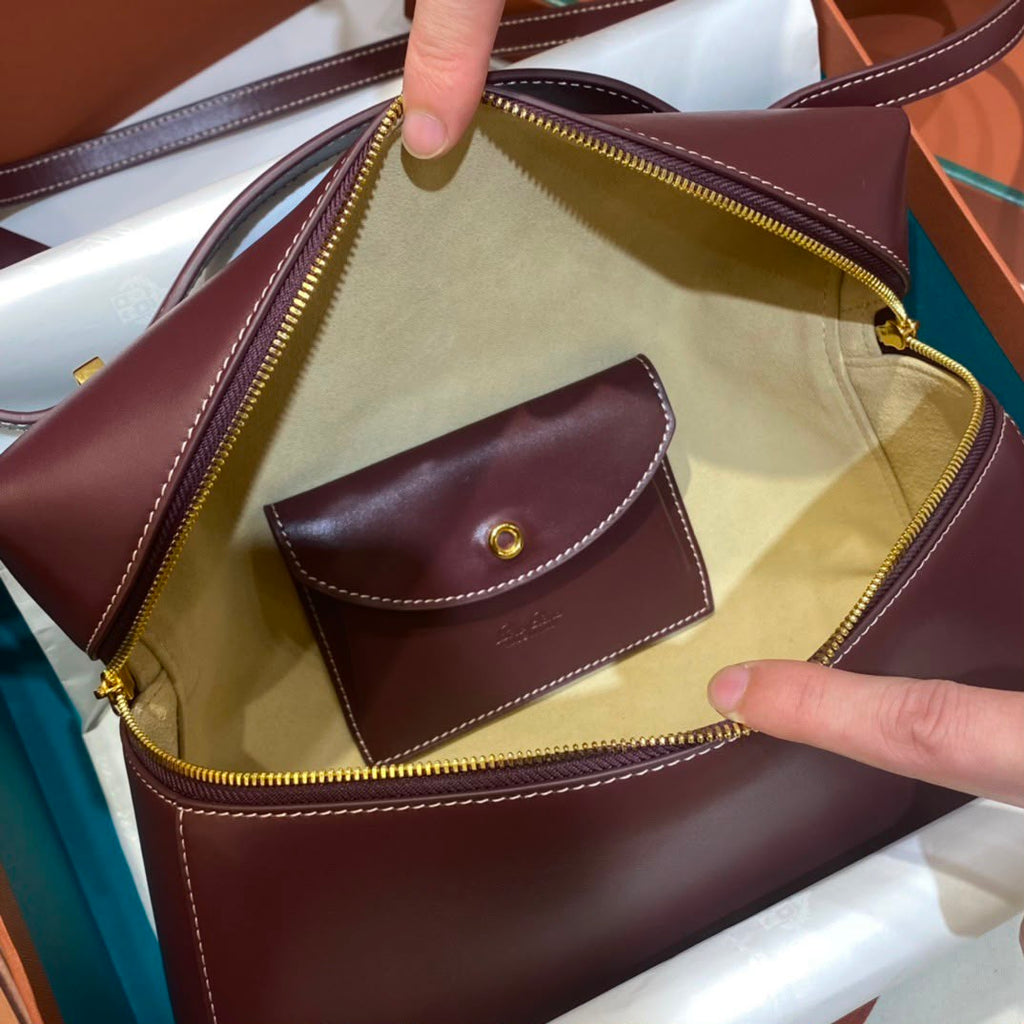 Extra Bag L27 da Loro Piana .