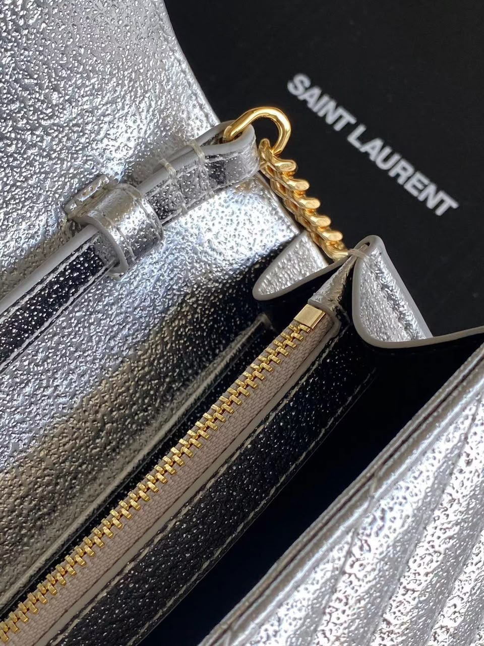 Saint Laurent Shoulder Bag Silver .