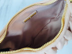 BOLSA Miu Miu Wander Matelasse Nappa Leather Hobo Bag Pink .
