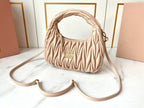 BOLSA Miu Miu Wander Matelasse Nappa Leather Hobo Bag Pink .