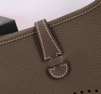 Bolsa Hermes Evelyne III Brown 29cm .