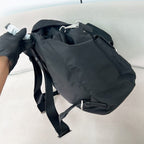 Mochila Prada Re-Nylon Black .