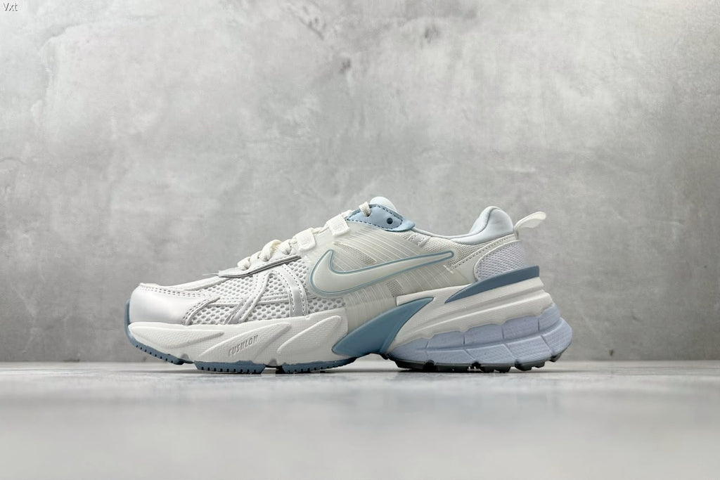 Tênis Nike V2K Run White/Blue