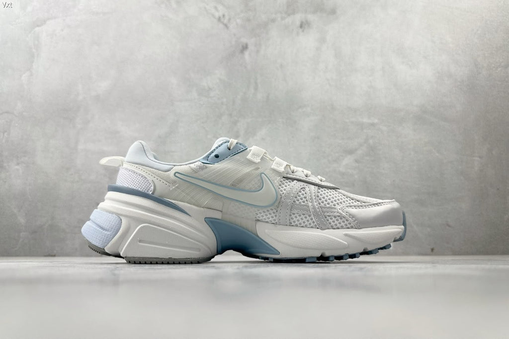 Tênis Nike V2K Run White/Blue