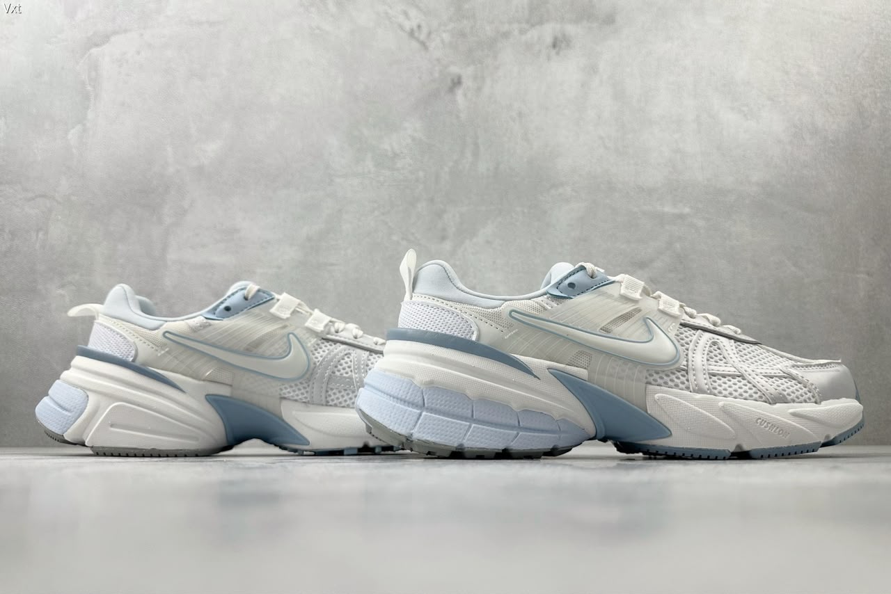 Tênis Nike V2K Run White/Blue
