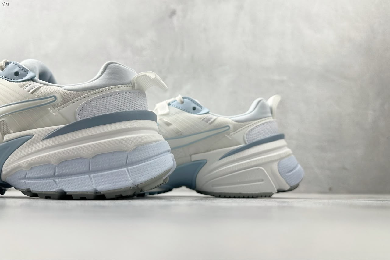 Tênis Nike V2K Run White/Blue