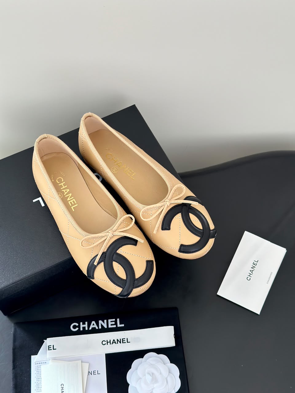 Sapatilha Chanel Coco Beach Bege