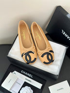 Sapatilha Chanel Coco Beach Bege