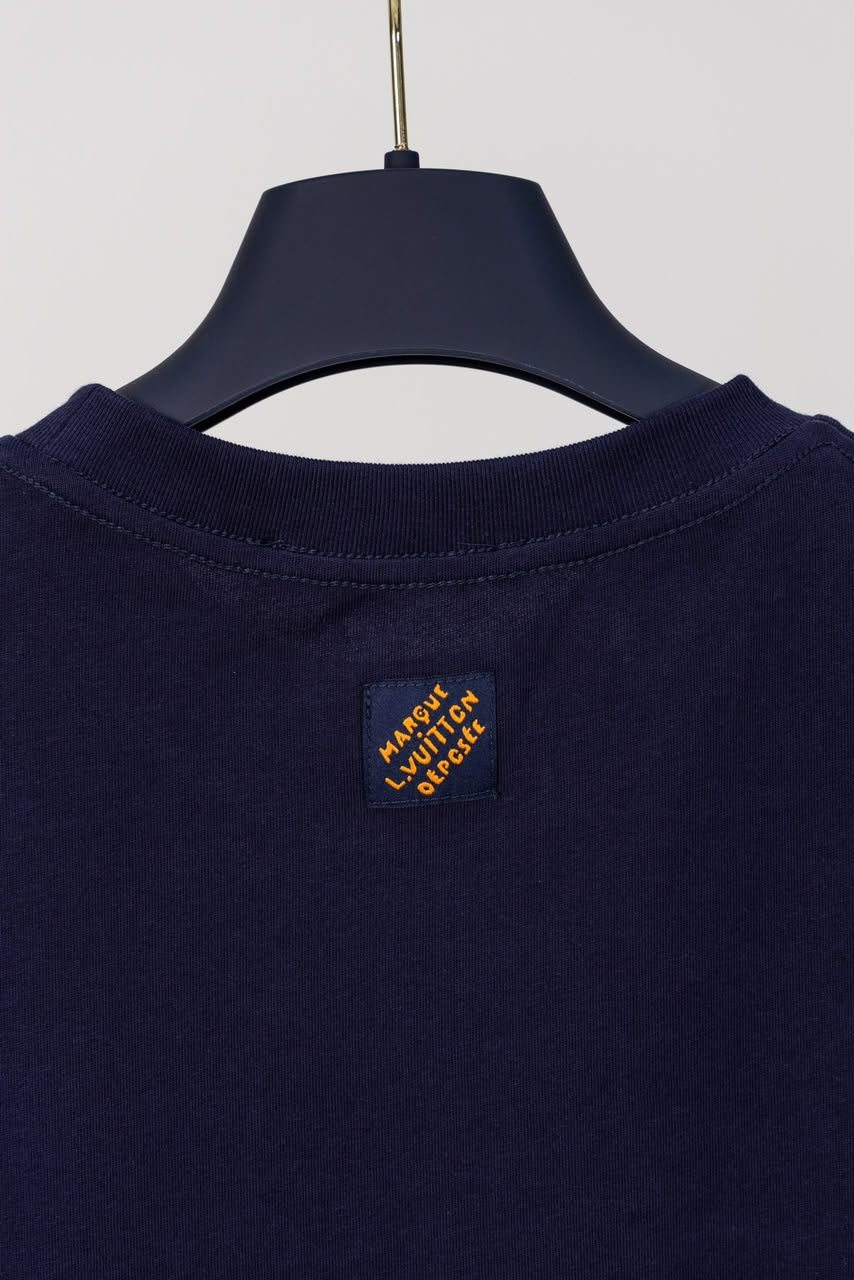 Camiseta LV Lovers Embroidered Pharrell Williams