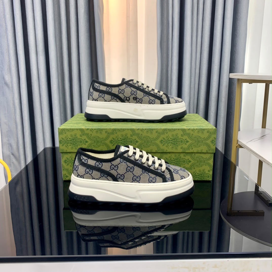 Gucci Tênis de canvas GG 1977 Platform