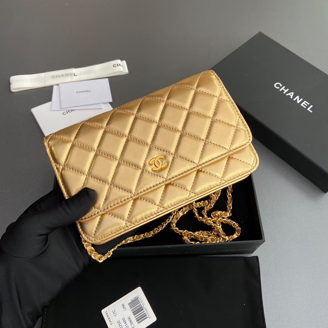 Bolsa Chanel CC Woc Lambskin Golden .