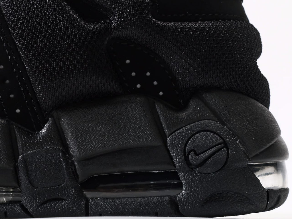 Nike Air More Uptempo triple black.
