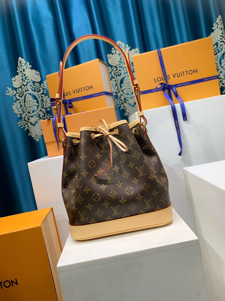 Bolsa Louis Vuitton Noé Monogram