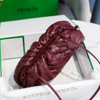 Bolsa Bottega Veneta The Pouch