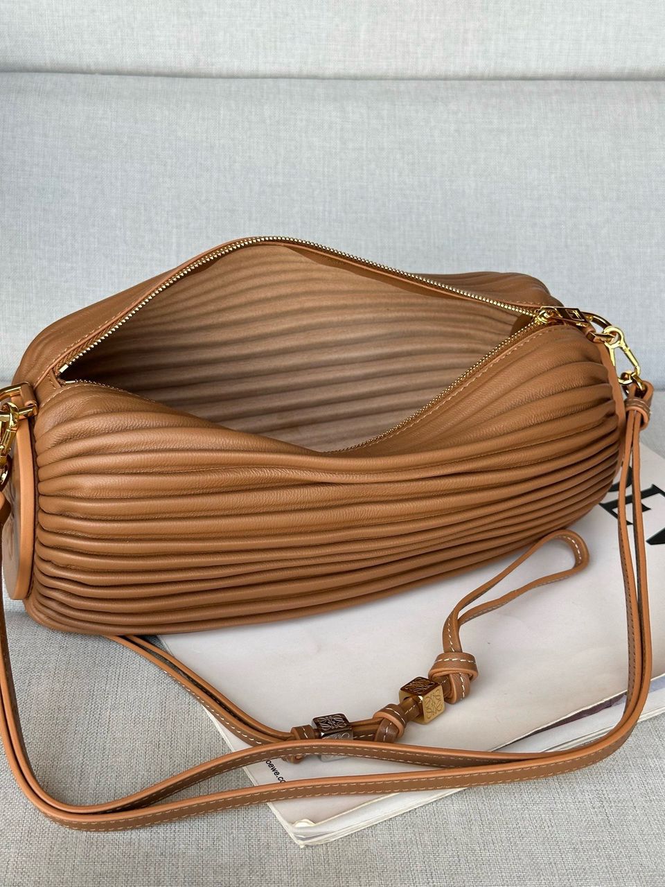 Bolsa Bracelet Pouch Loewe