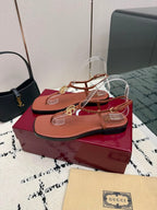 Sandalia Gucci Rasteira Marmont Leather Thong Sandal