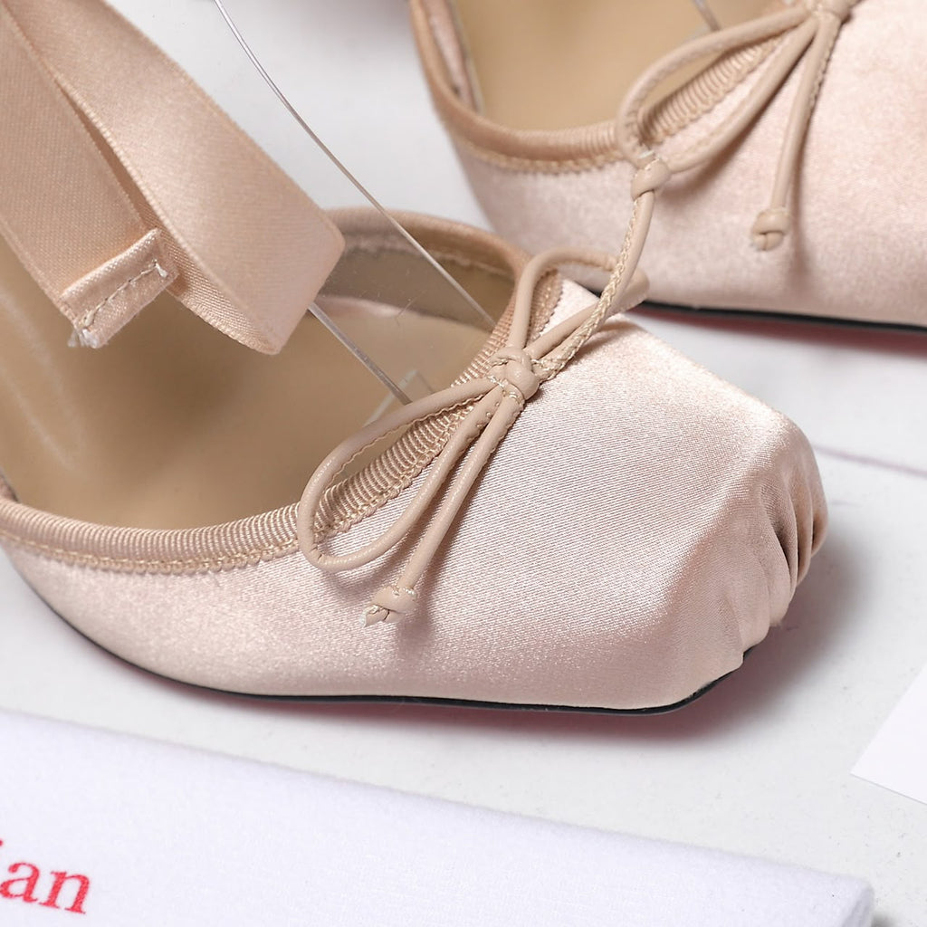Salto Cassia Lace-Up Pumps