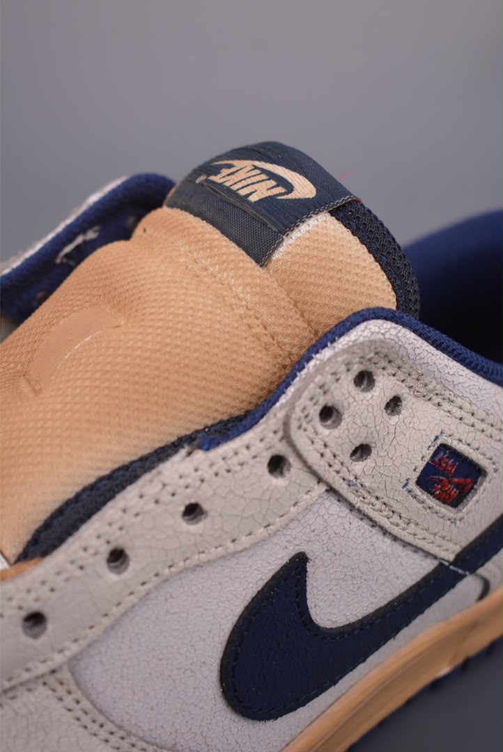 Nike Dunk Low stranger things