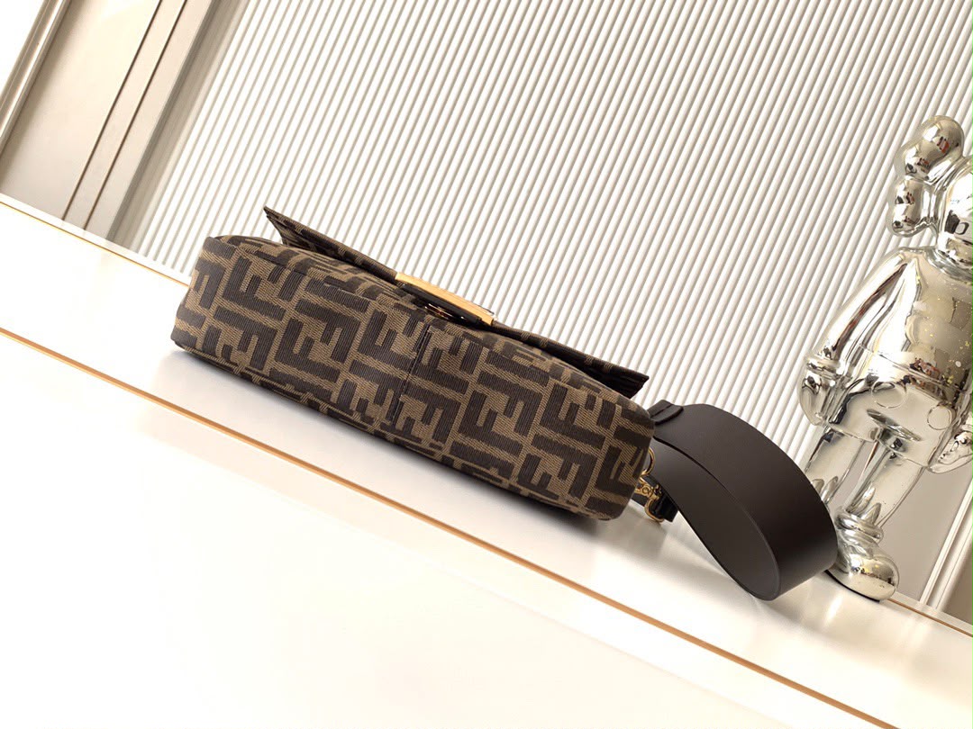 Bolsa Fendi Baguette