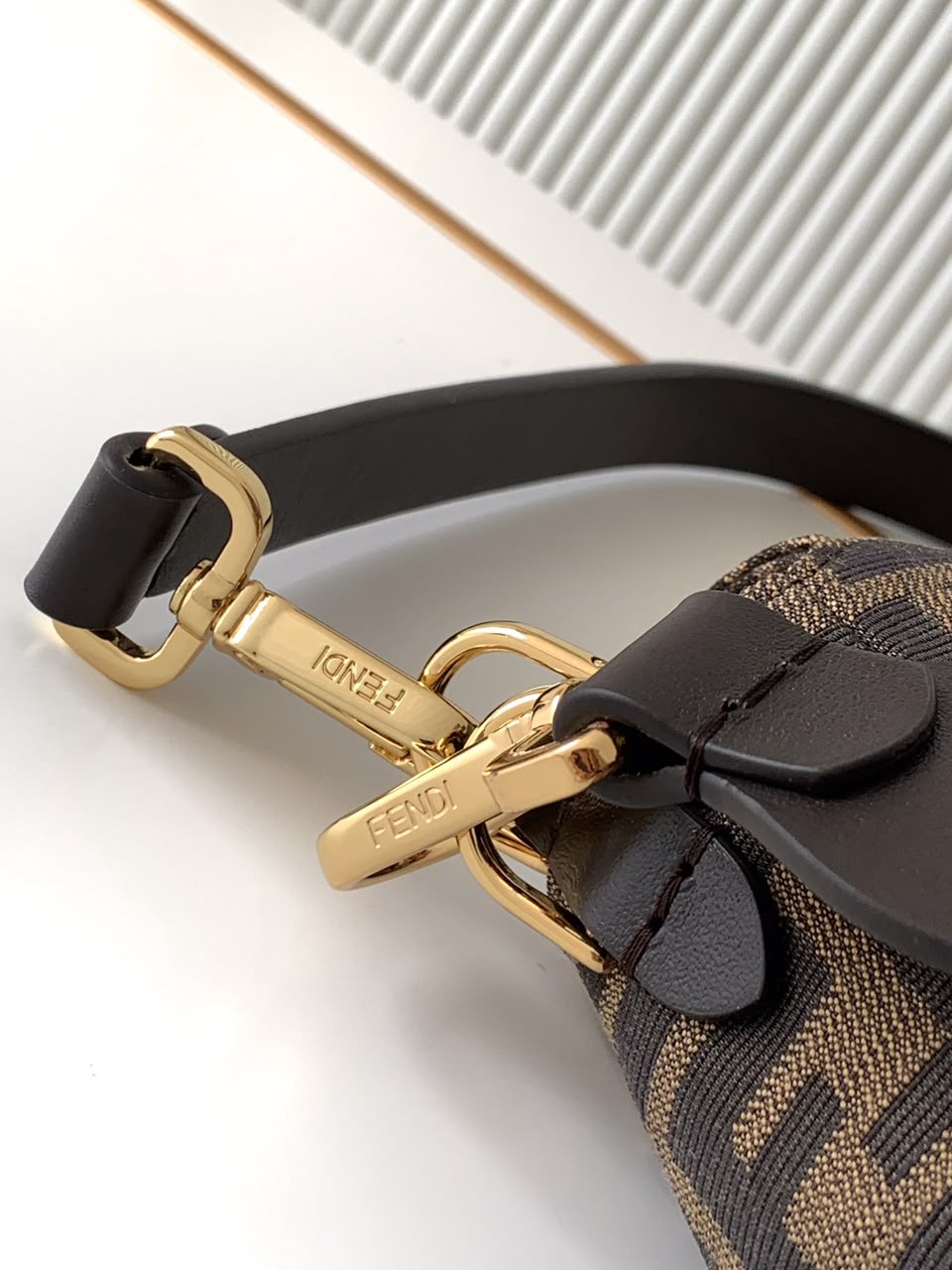 Bolsa Fendi Baguette