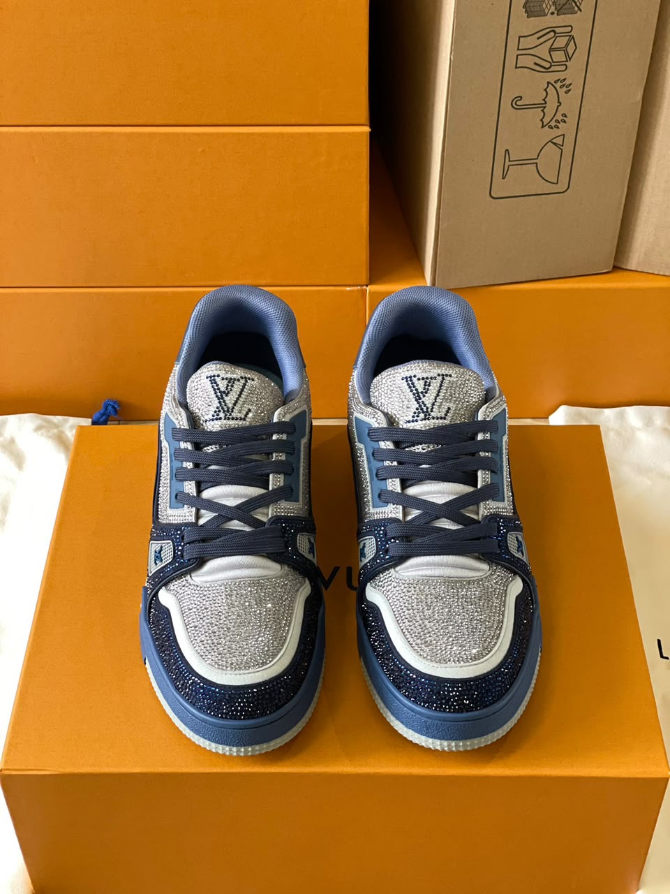 Trainer Monogram Louis Vuitton Trainer 'Grey Blue Crystals'
