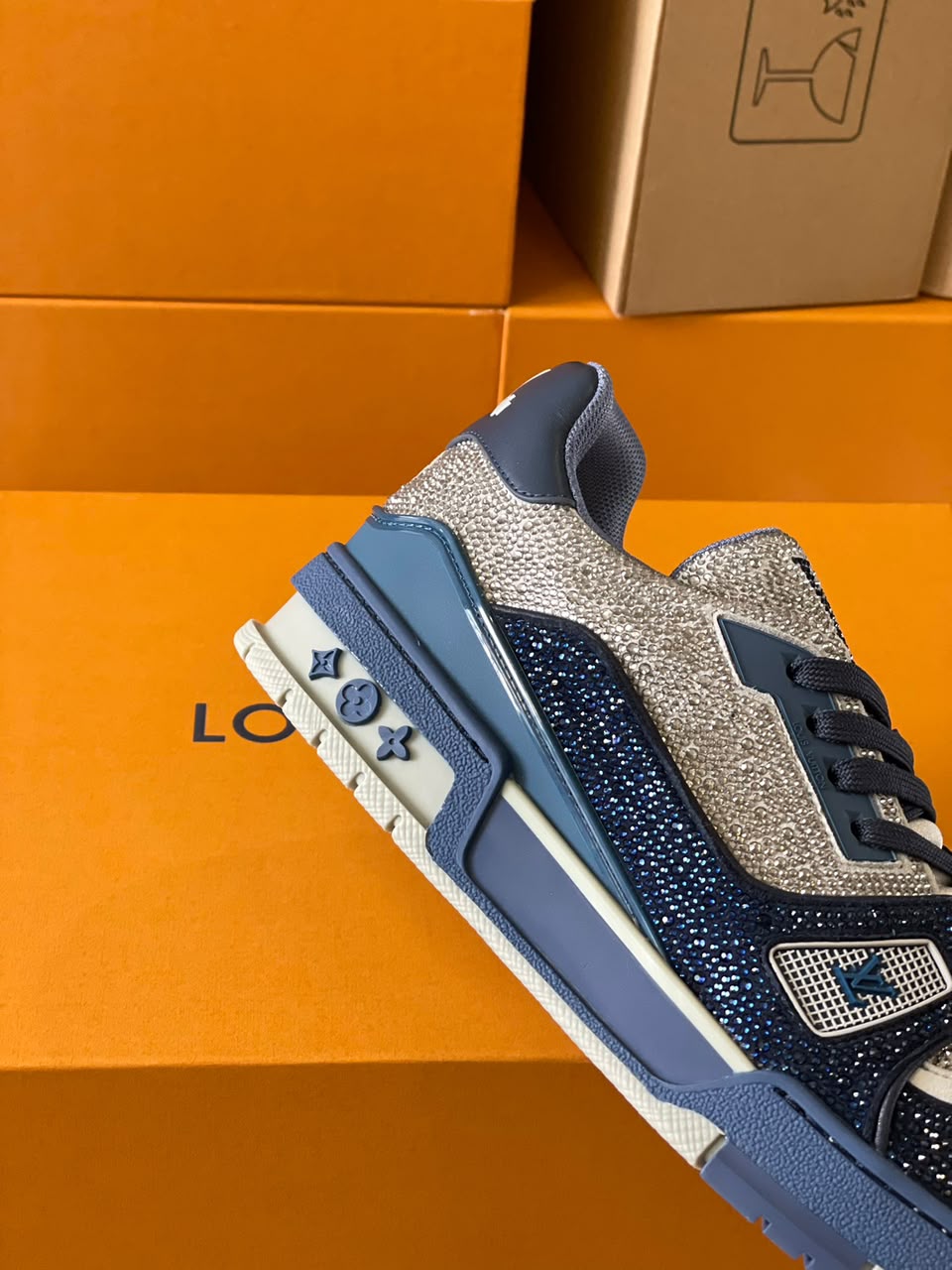 Trainer Monogram Louis Vuitton Trainer 'Grey Blue Crystals'